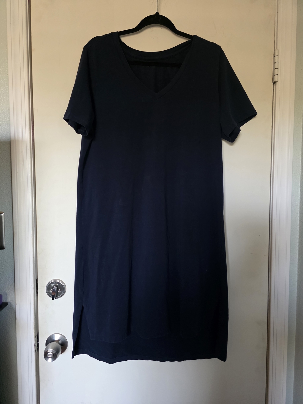 Universal Standard Navy V‑Neck Short Sleeve Dress